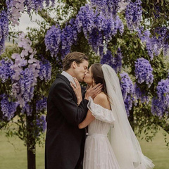 Свадьба мечты на ранчо: «ангел» Victoria’s Secret Тейлор Хилл вышла замуж