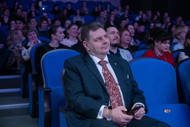 Заместитель генерального директора по связям с общественностью Группы Аквилон отметил, что эта премия особенно показательна для застройщиков | Источник: Иван Митюшёв