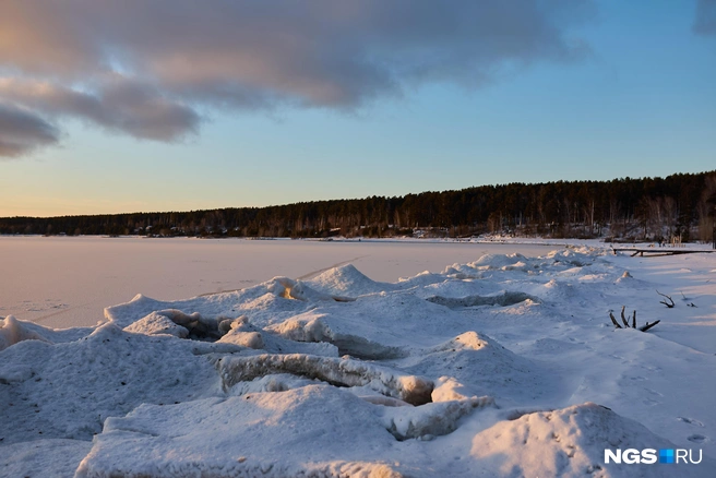 На следующей неделе сохранится ненастная и ветреная погода с обильными осадками | Источник: Александр Ощепков / NGS.RU