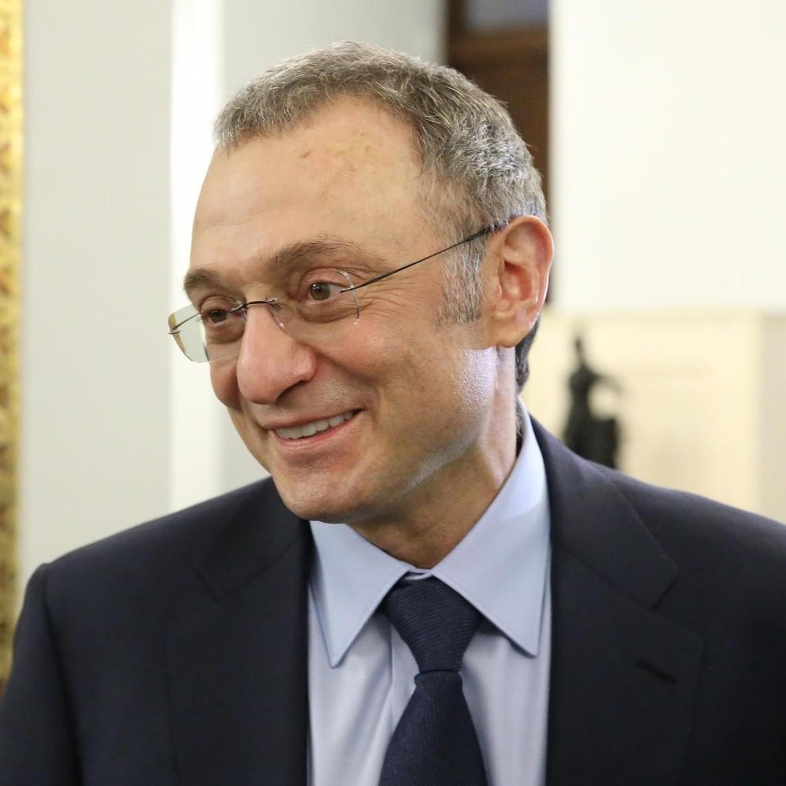 Сулейман Керимов подарил квартиру и 5 миллионов парню с аутизмом, который спас 23 человека от наводнения в Дагестане