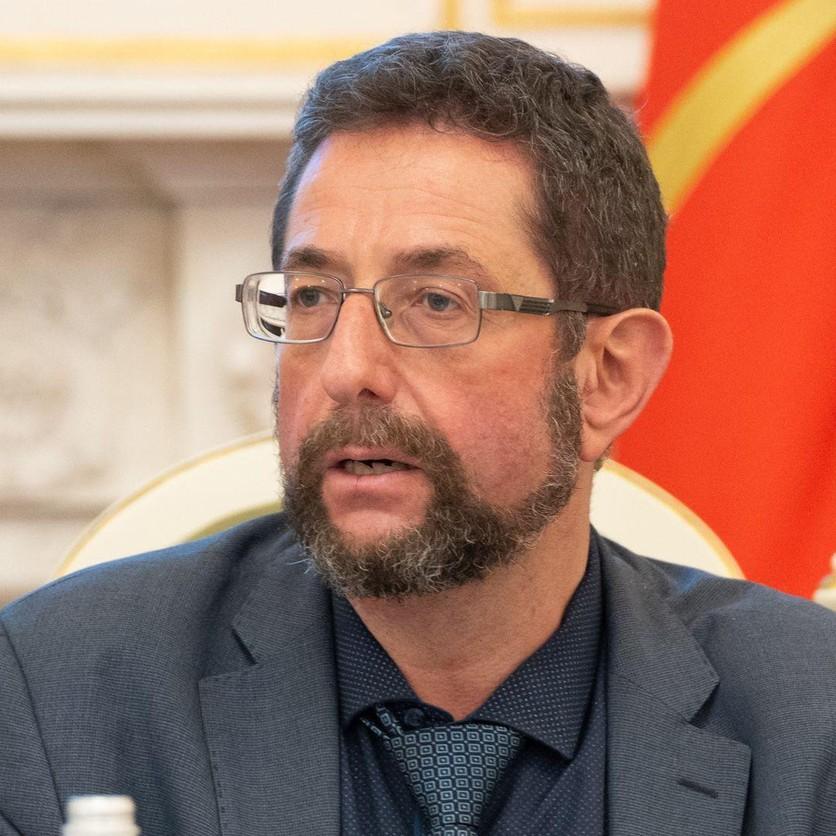<p>Александр Карпов</p>