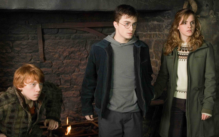 10 вещей, которые обязательно должны быть в гардеробе каждого Гарри Поттера в 2022 году