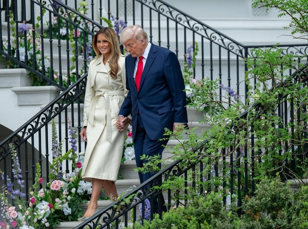 Куда снова пропала Мелания Трамп?