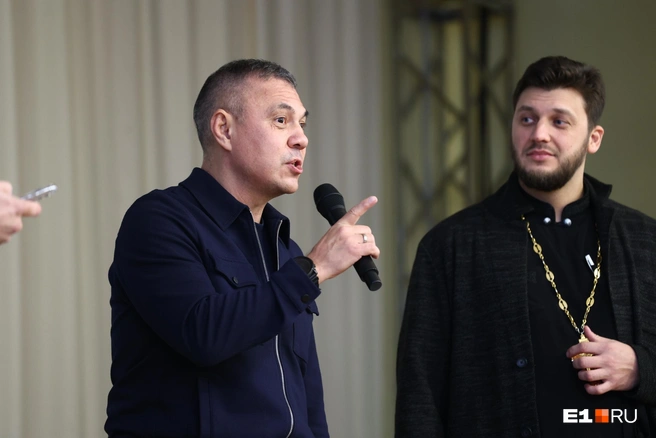 Костя Цзю не заставляет своих детей заниматься спортом, но зарядка — обязательна! | Источник: Владислав Лоншаков / E1.RU