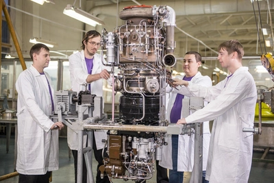 Уфимцы обсуждают зарплаты на оборонном заводе