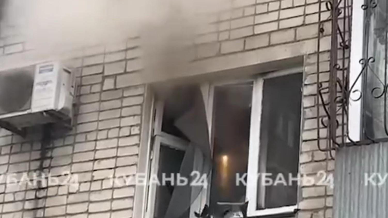 В Краснодаре эвакуировали 48 человек из-за пожара в многоэтажке