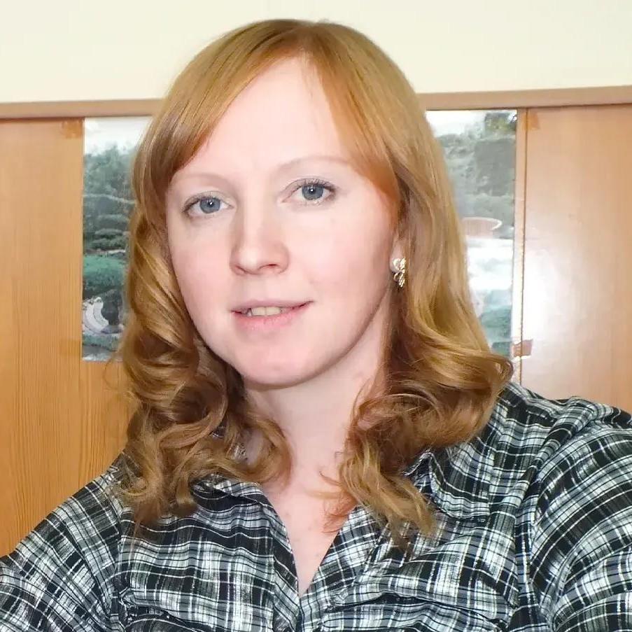 <p>Анна Клинг </p>