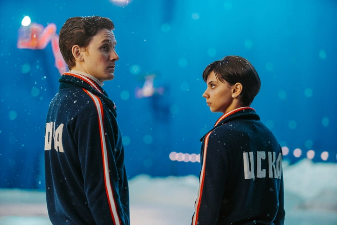 Источник: кадр из фильма «Роднина» (18+), реж. Константин Статский, кинокомпания «ВайТ Медиа», 2025 год