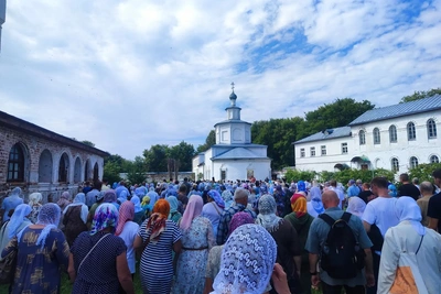 В Макариевском храме восстановлен иконостас
