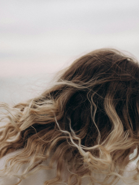 Что означает боль в корнях волос и что с этим делать