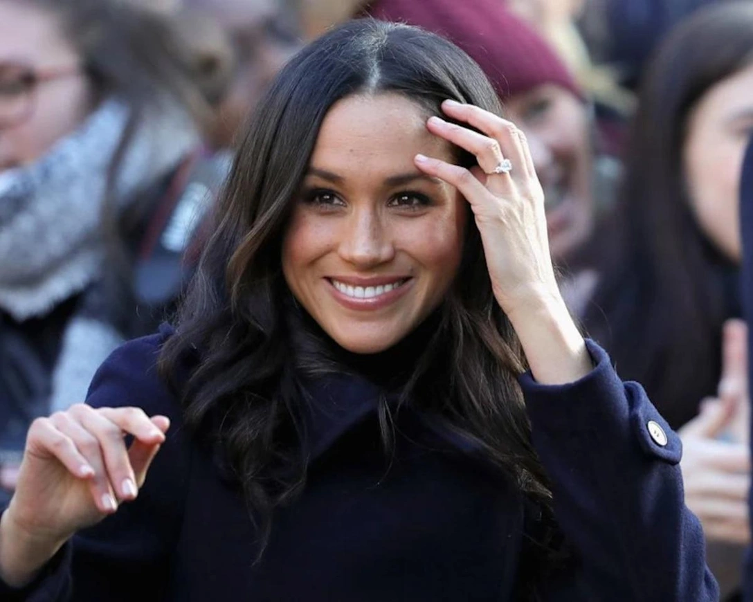 «Говорящие» кольца Меган Маркл, которые бросают вызов королевским канонам | marieclaire.ru