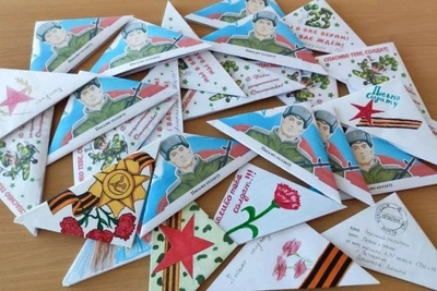 Астраханские дети собрали посылки для участников СВО