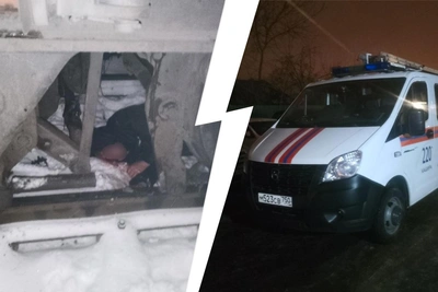 Мужчина выжил, застряв под поездом в Подмосковье