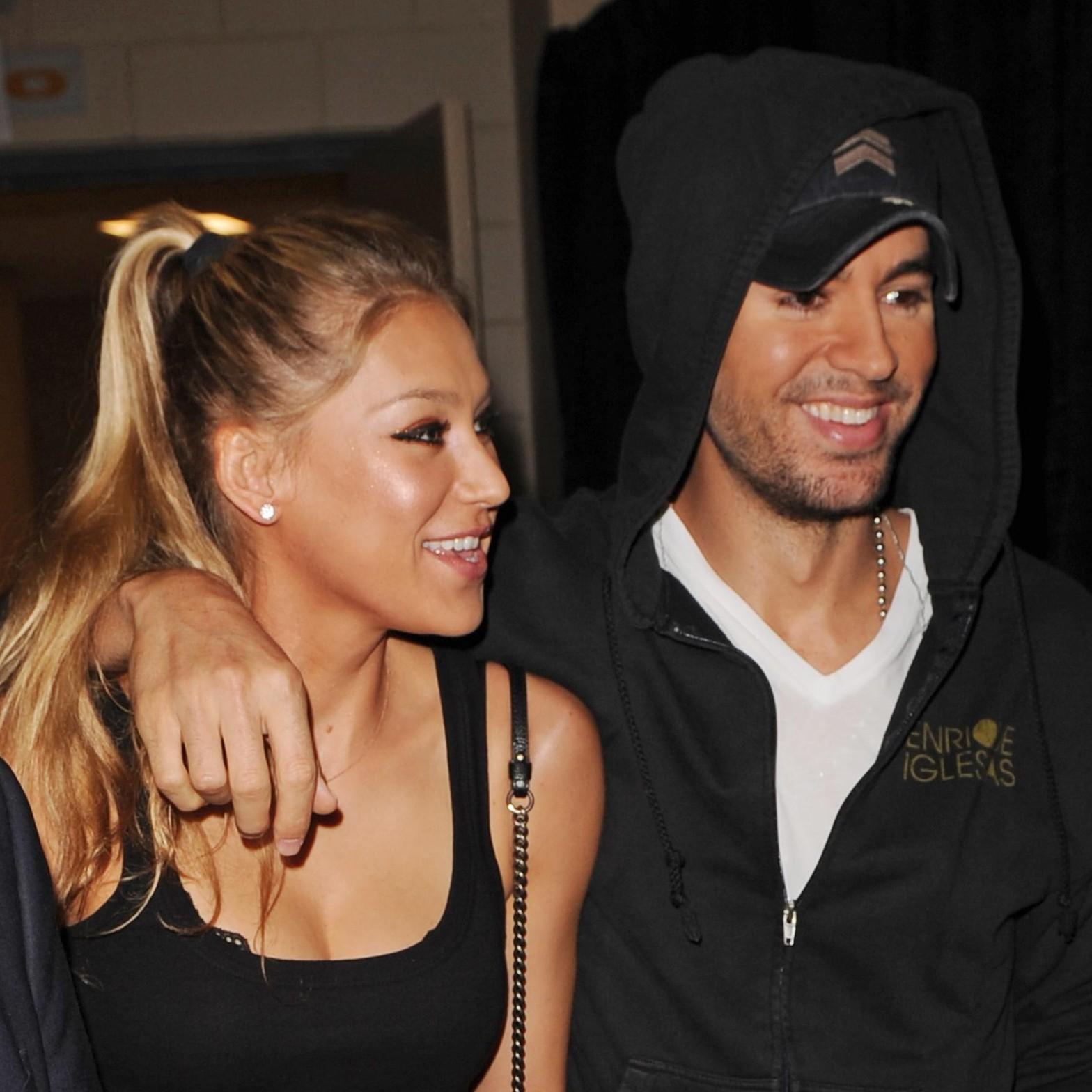 Анна Курникова родила четвертого ребенка от Энрике Иглесиаса — фото малыша