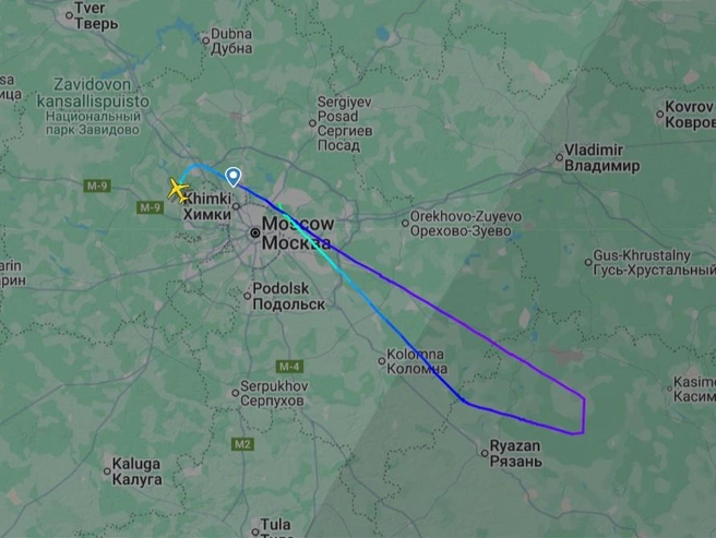 Sukhoi Superjet 100 вернулся в аэропорт Шереметьево | Источник: flightradar24