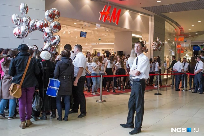Открытие магазина H&amp;M в ТРЦ «Галерея» | Источник: Ольга Бурлакова / NGS.RU