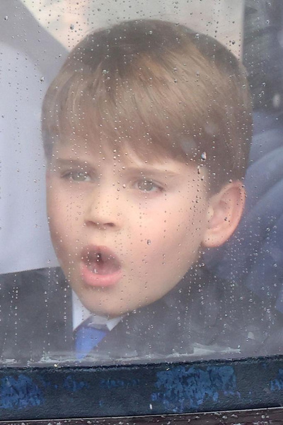 Танцующий под дождем: 15 самых эмоциональных детских моментов королевского парада Trooping The Colour