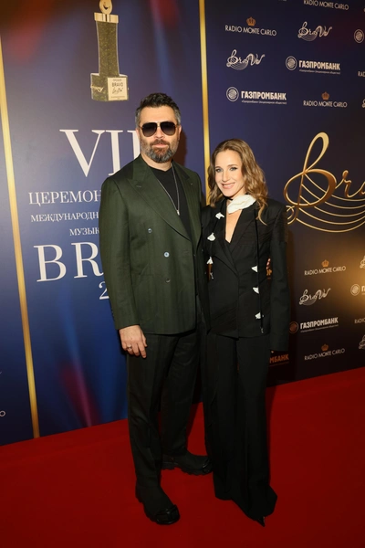 Алексей Чумаков и Юлия Ковальчук | www.starhit.ru