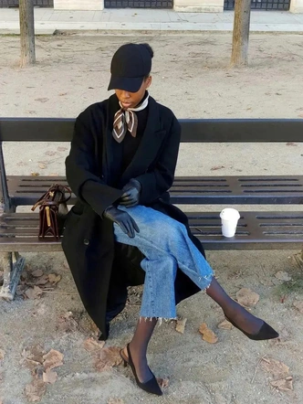 Шапки, береты и кепки: самые модные головные уборы зимы 2025/26 Шапки, береты и кепки: самые модные головные уборы зимы 2025/26