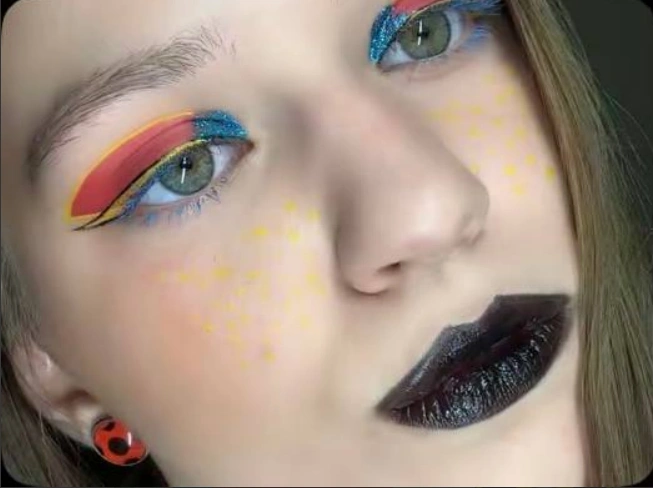 Девушка уже пообещала сделать макияж, ассоциирующийся с Ленинском-Кузнецким | Источник: LAZARENOOOK / youtube.com