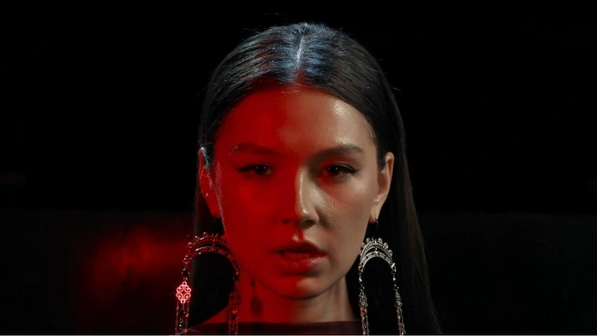 Адель как всегда прекрасна | Источник: AY YOLA / Vk.com