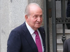 Экс-король Испании признался в убийстве брата