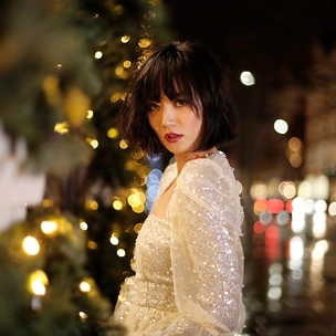 Справиться с блеском: как быть стильной в пайетках и стразах