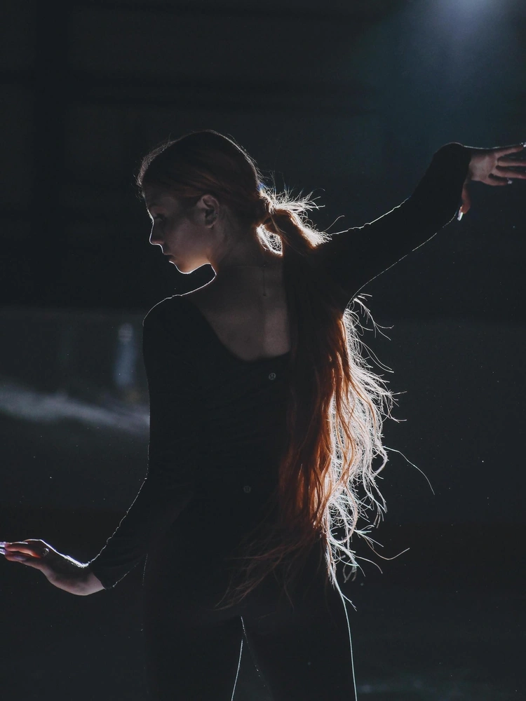 Бери и делай: черная ванная комната как у Александры Трусовой | Источник: соцсети Александры Трусовой