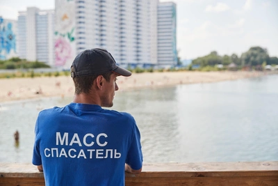 Спасатели просят не отвлекать вопросами о прокате катамаранов