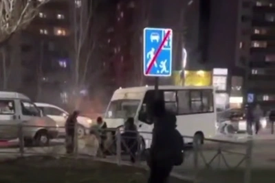 Маршрутка попала в ДТП с автомобилями под Волгоградом