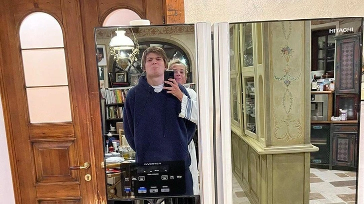 Как живет сын Кончаловского и Высоцкой, который всеми силами избегает публичности | Источник: соцсети