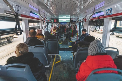 Трамваи и автобусы возвращаются на улицу Белинского, но в 2026 году движение снова закроют