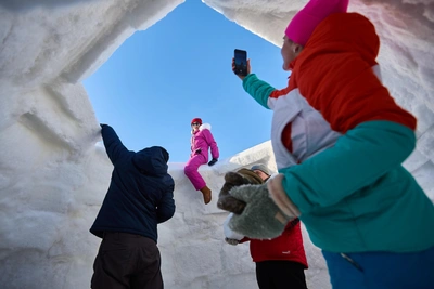 В Новосибирске построили снежный город на фестивале «Иглу»