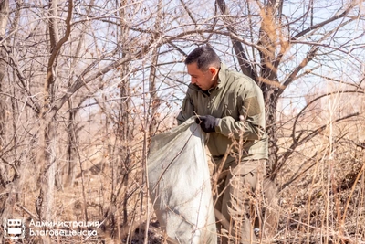 Благовещенцы собрали свыше 100 тонн мусора на субботниках
