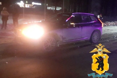 Teenager struck by car in Yaroslavl Region, hospitalized