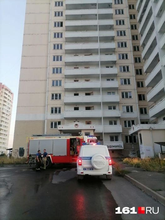 Раз в месяц в заброшке что-то загорается | Источник: Сабина Бондарь / 161.RU