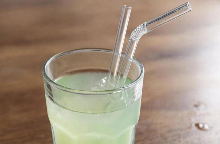 газировка сладкие напитки | Источник: Сгенерировано с помощью Gigachat