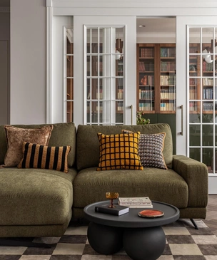 Интерьер недели: квартира 115 м² в Москве, вдохновленная фильмом «Цвет граната»