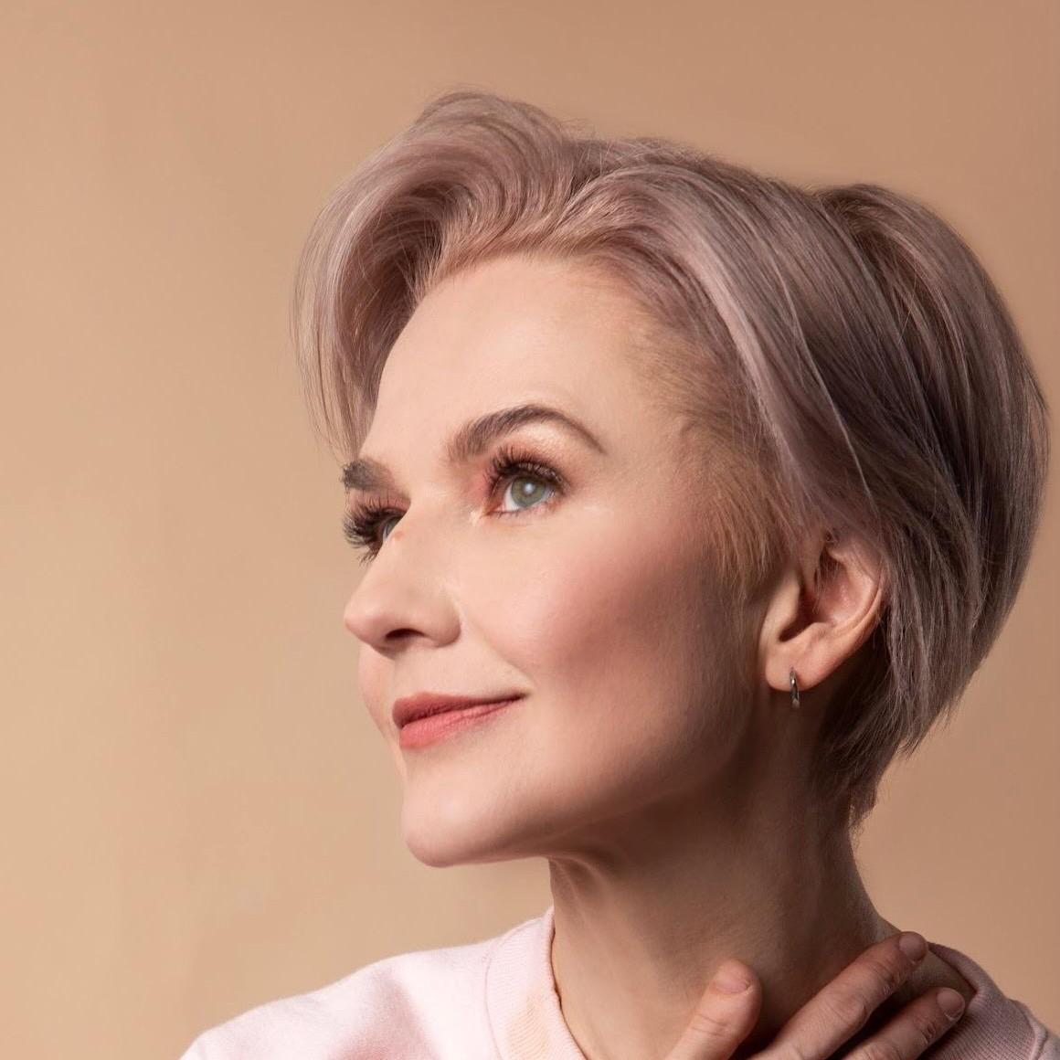 <p>Елена Прописнова</p>