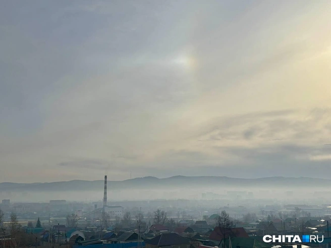 Пожарные работают на возгораниях | Источник: Артём Стромилов / CHITA.RU