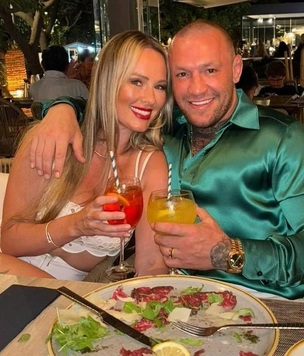 Она ждала этого 17 лет: Конор Макгрегор женился на Ди Девлин (фото красавицы)