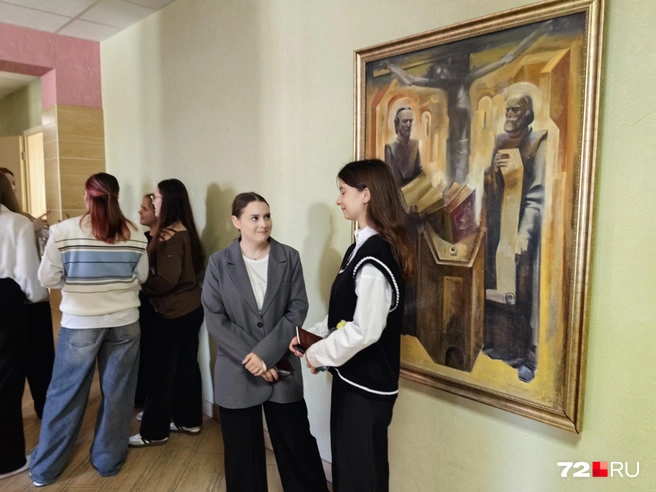 Какие только картины там не встретишь | Источник: Юлия Мальцева/ 72.ru
