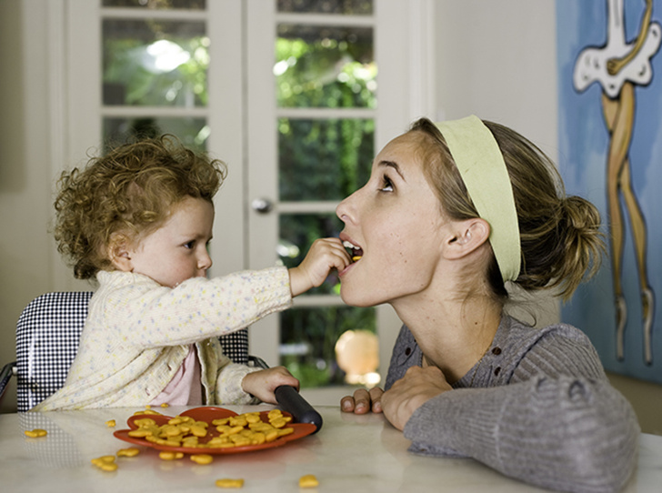 Мой ребенок ест: 10 правил пищевого воспитания европейцев, которые пригодятся нам