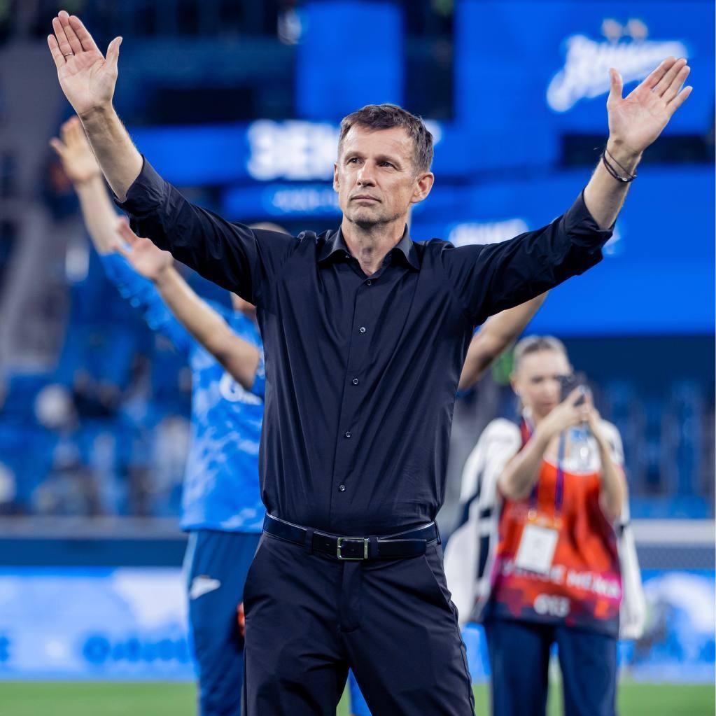 <p>Сергей Семак</p>