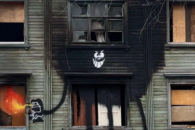 Граффити «Великий поджигатель» в Архангельске вызвало дискуссии