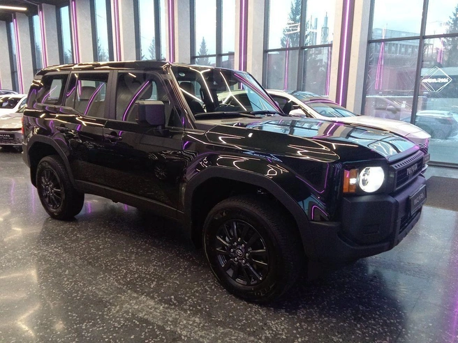 Toyota Land Cruiser Prado J250&nbsp;— это младший брат легендарного 150-го «прадика» | Источник: Drom.ru 