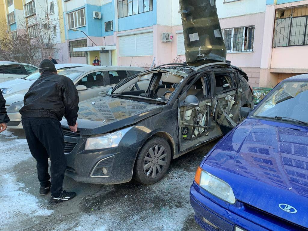 Чрезвычайные происшествия сегодня. Взорвавшийся автомобиль в Киеве 2017.