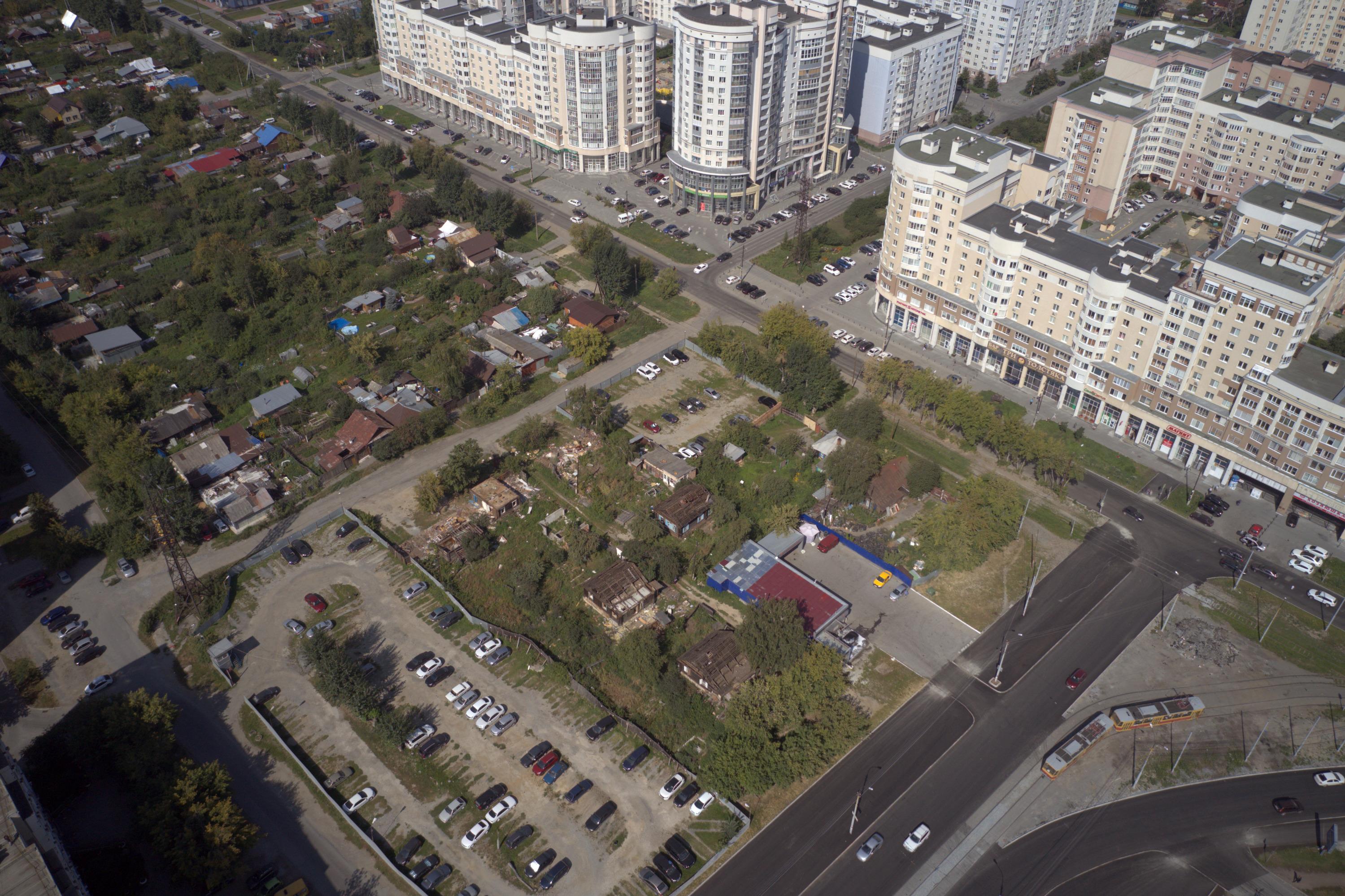 В Екатеринбурге на углу улиц Татищева и Викулова построят новый жилой  комплекс - 10 июня 2022 - Е1.ру