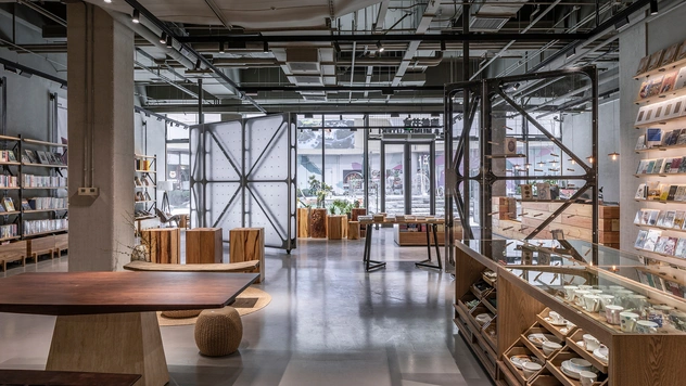 Концептуальный книжный магазин Mumokuteki в Пекине