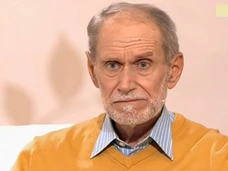 «Странненьким был на сцене»: Морозов, Новикова и Шифрин скорбят по Виктору Коклюшкину